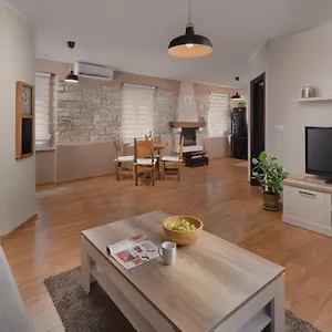 Vecchio Mercato Apartman Пула