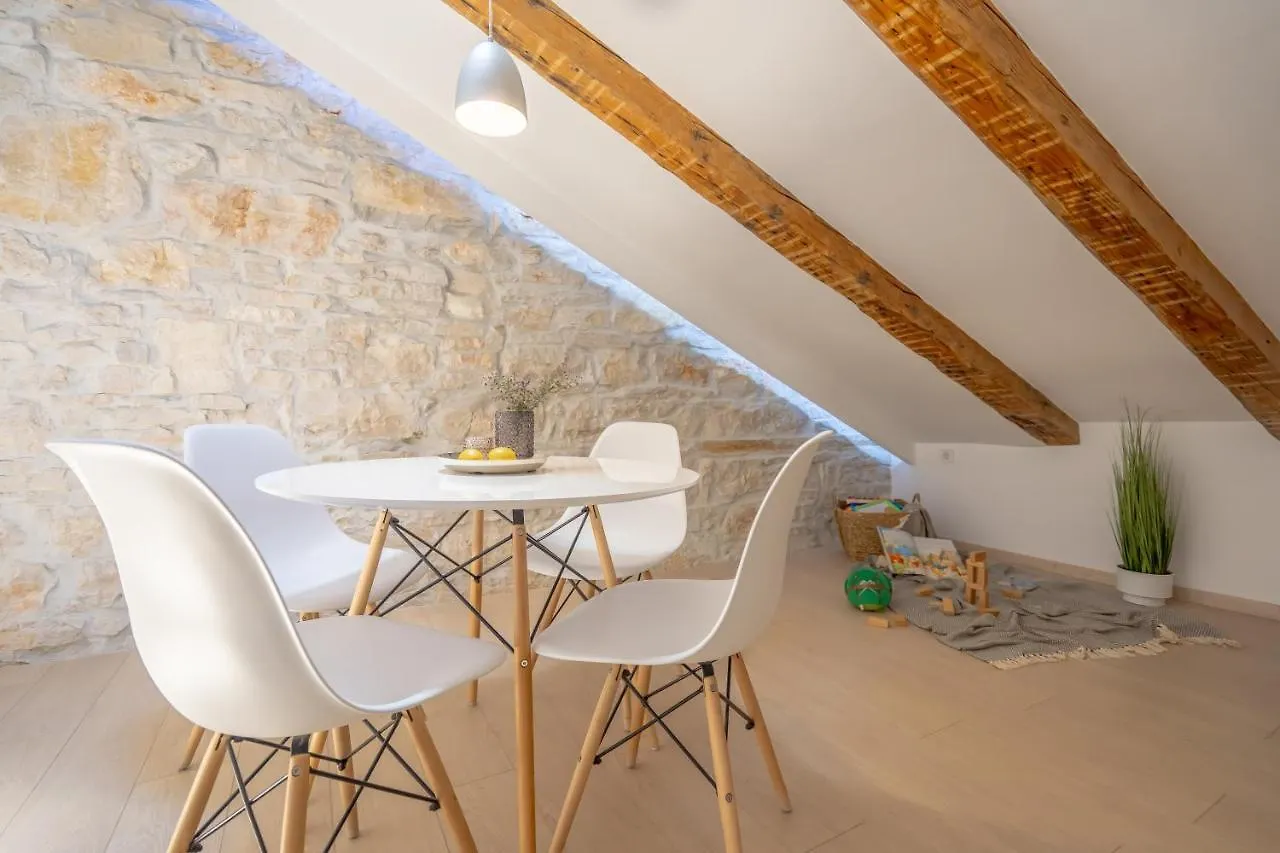 Fran Center Apartments Pula